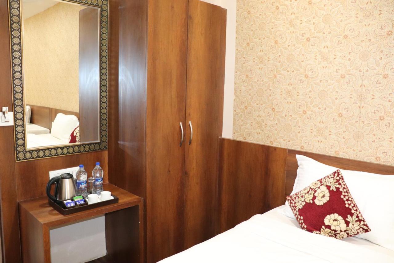 Hotel Ajmer Tower Bagian luar foto